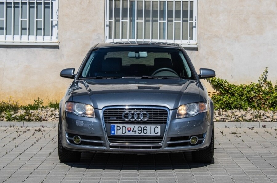 AUDI A4 2.0 TDI QUATTRO - 2