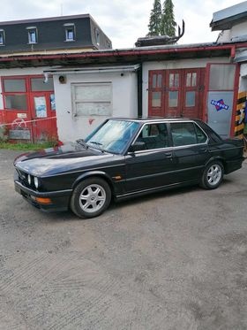 BMW e28 M535i - 2