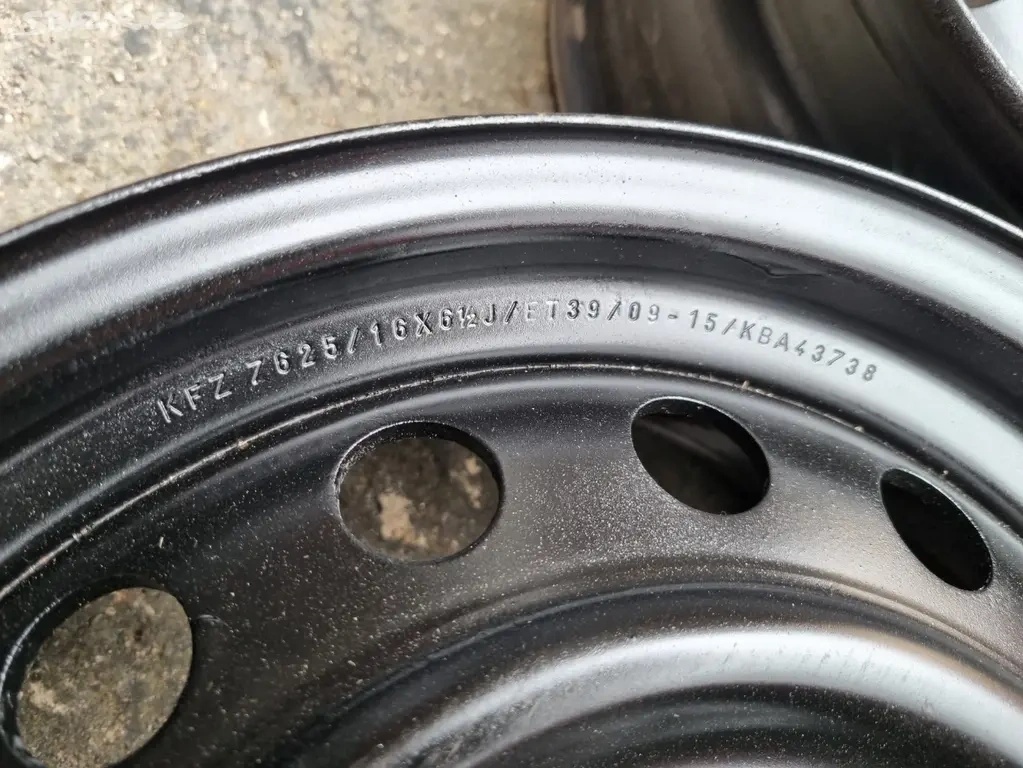 Disky plechové Toyota 16" 5X114.3 KJ6.5 ET39 - 2