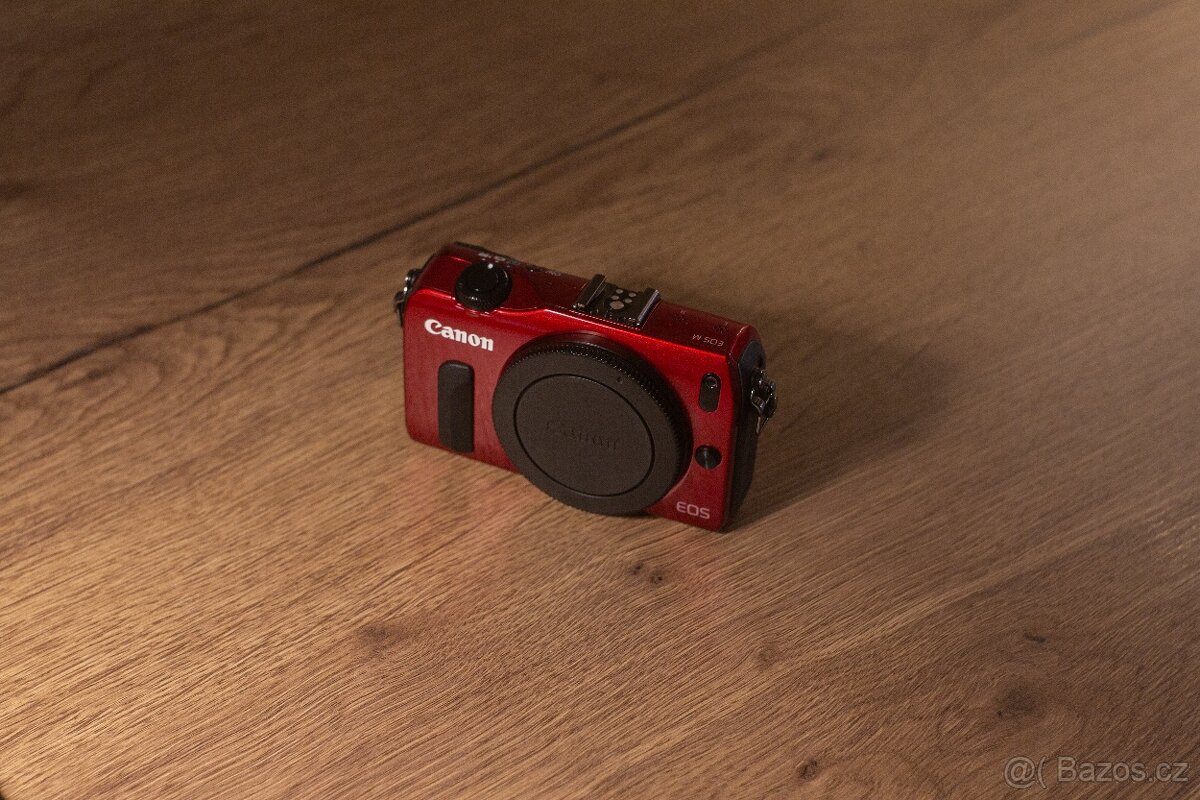 Canon EOS M - 2012 - 2