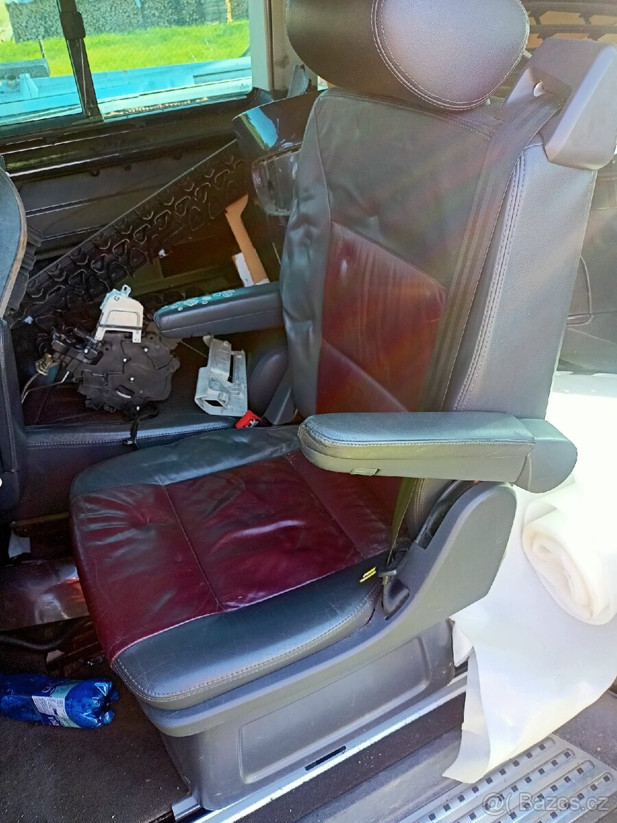 Díly Multivan T5 - 2