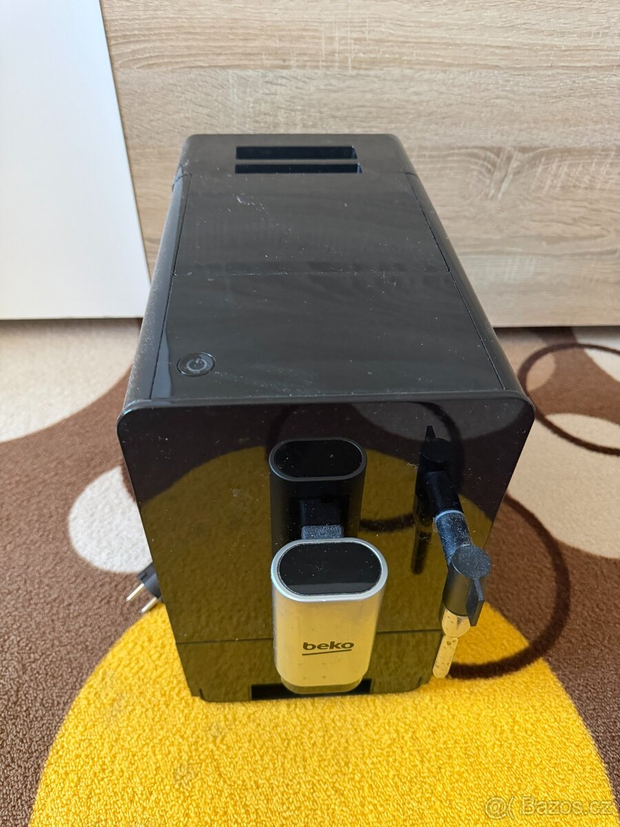 kávovar Beko - 2
