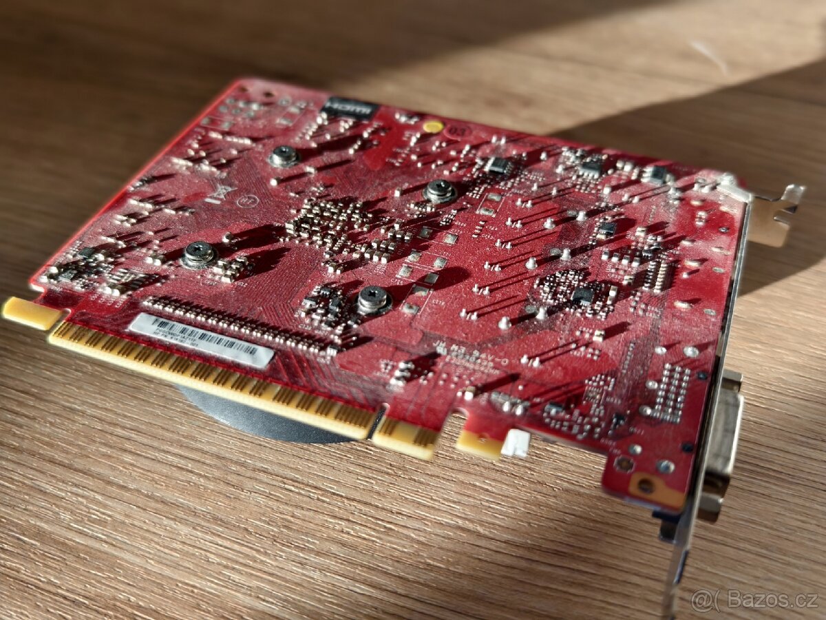 Grafická karta AMD Radeon RX 550 (OEM HP) - 2