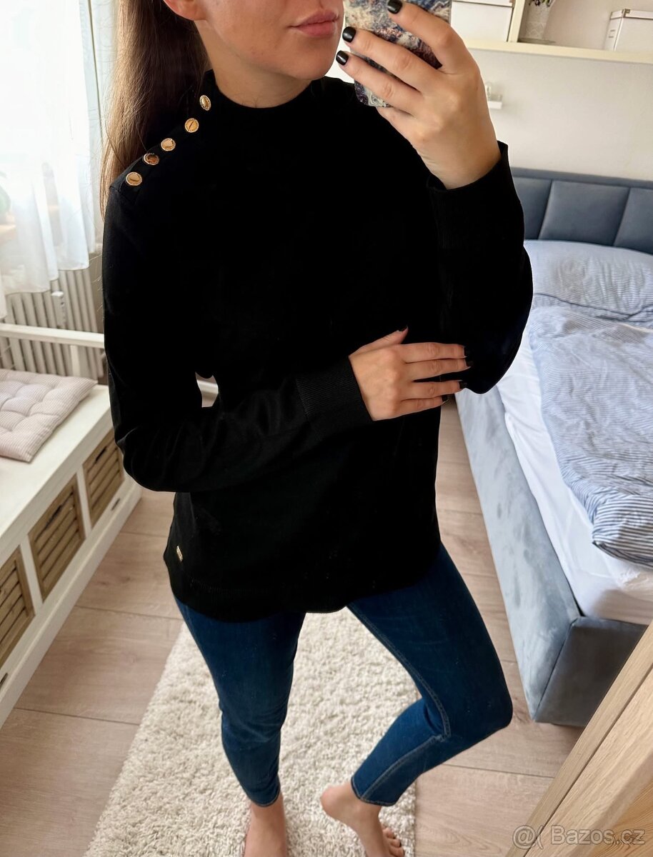 ELEGANTNÍ ČERNÝ SVETR / ROLÁK CALVIN KLEIN - 2