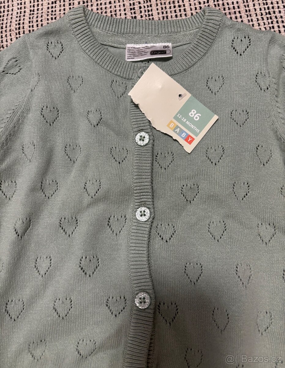 Detsky svetrik - vel. 86 - 2