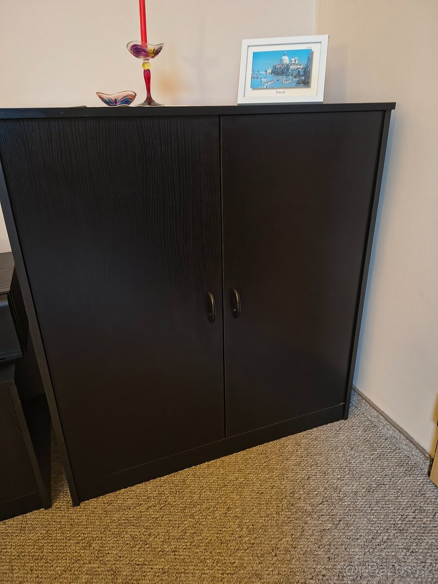 Stěna černá 7 kusů (nižší skříňky) - 2