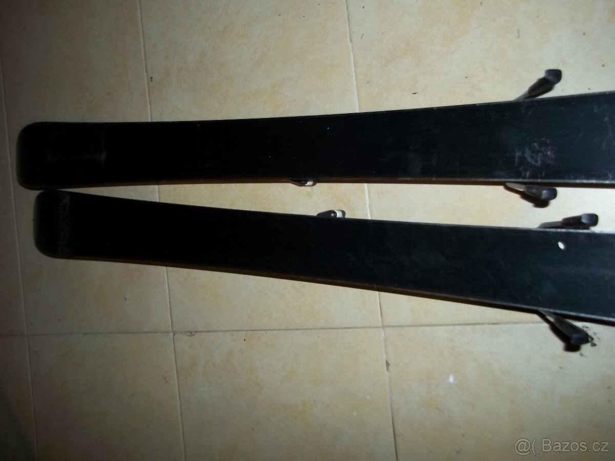 Dětské carvingové lyže Head 107 cm - 2