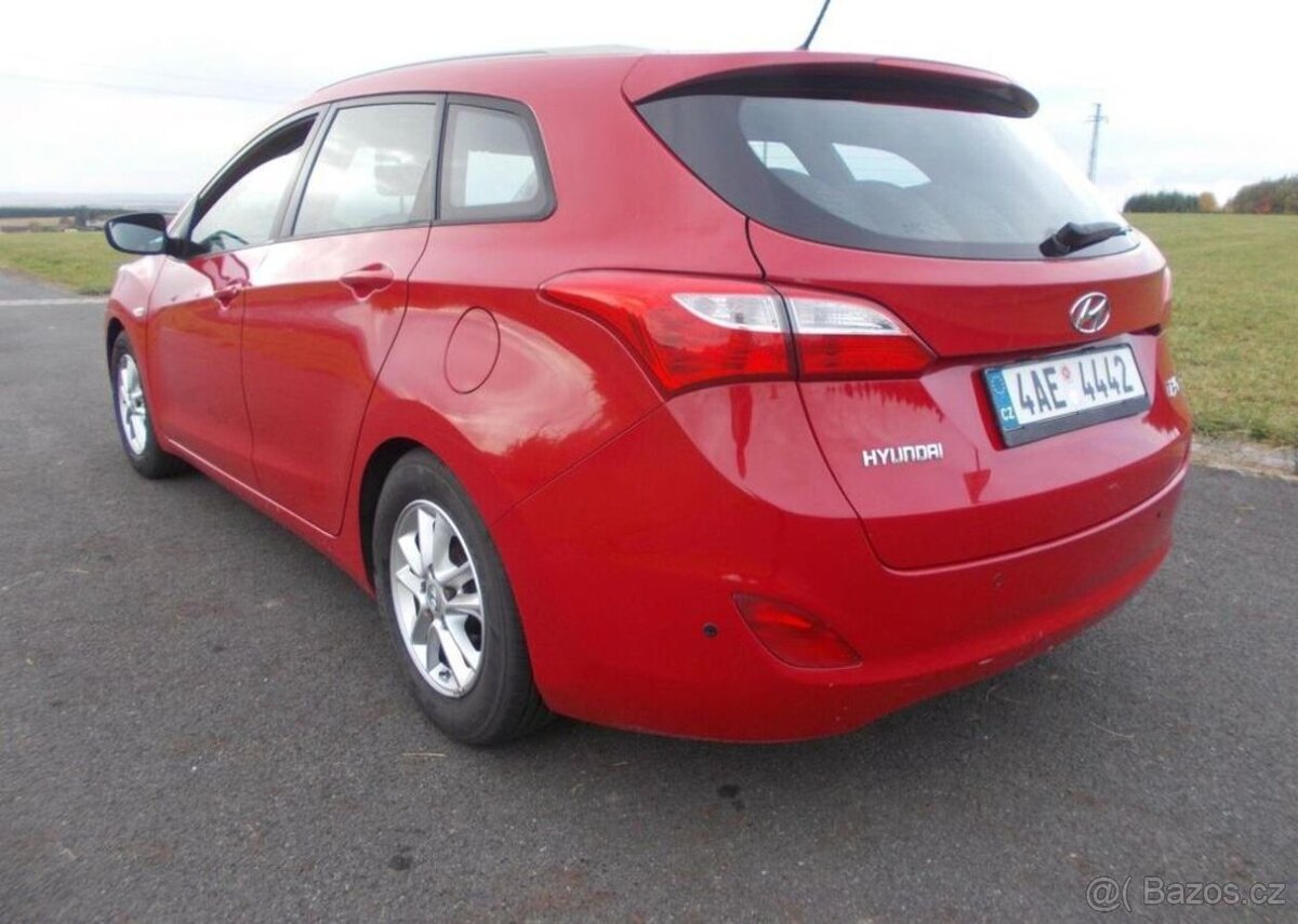 Hyundai i30 1,6 88KW koup ČR 74 000 KM benzín manuál 88 kw - 2