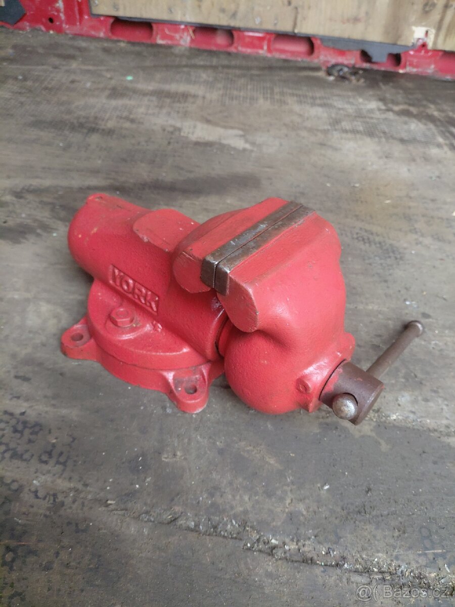 Svěrák york 100 mm - 2