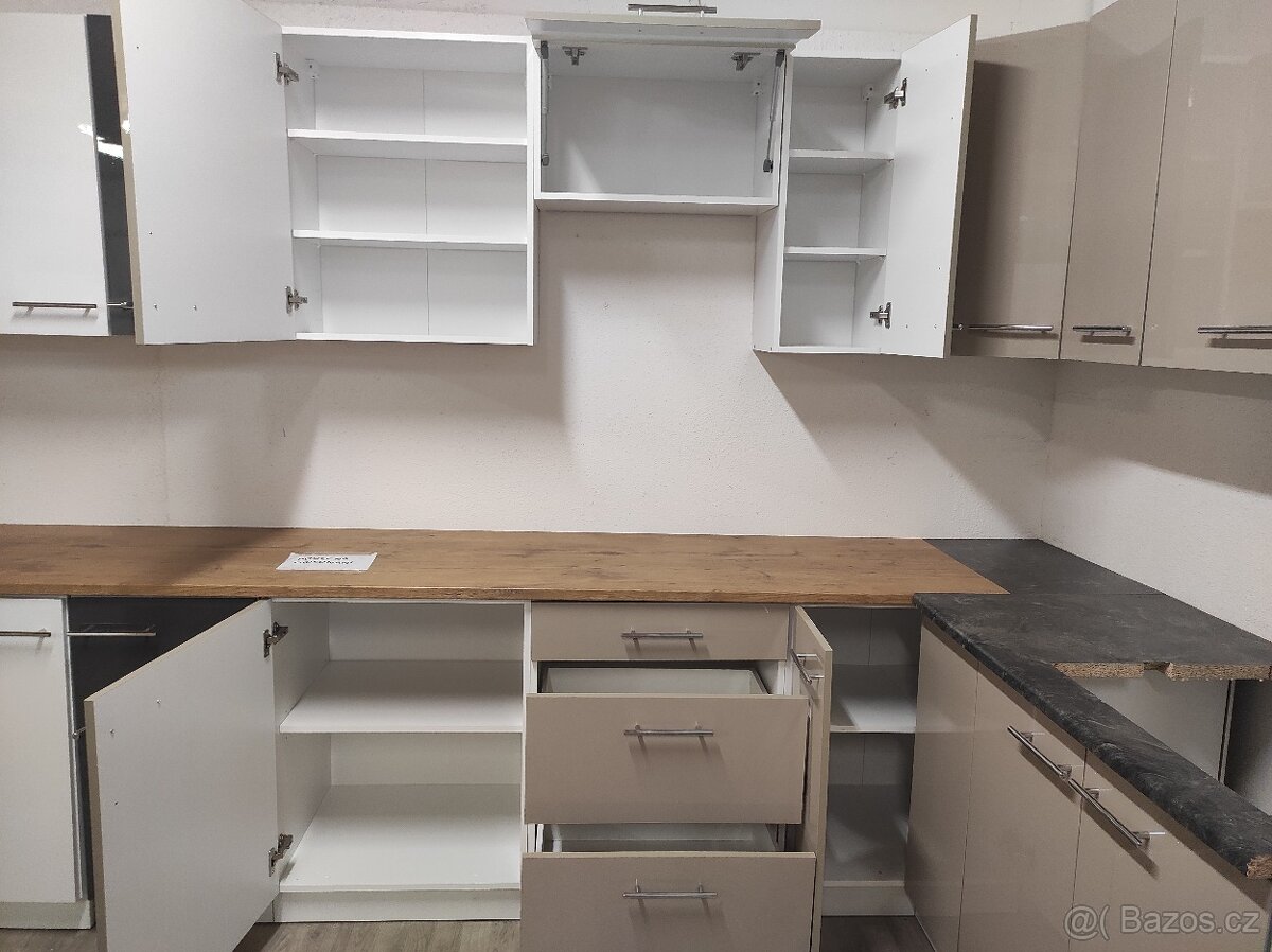 Kuchyňská linka Capuccino - 2