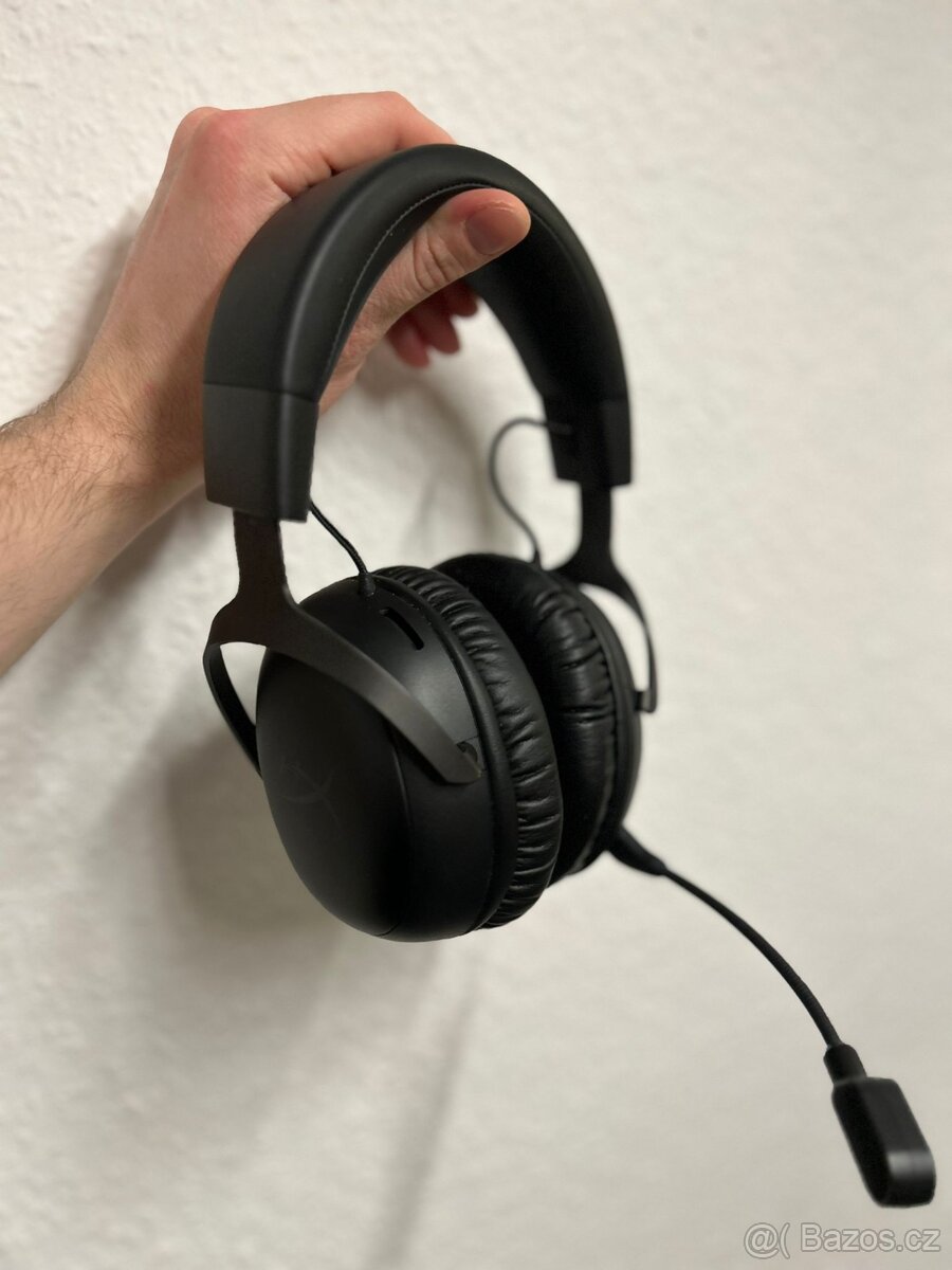 Sluchátka HyperX Cloud III Wireless - černá - 2