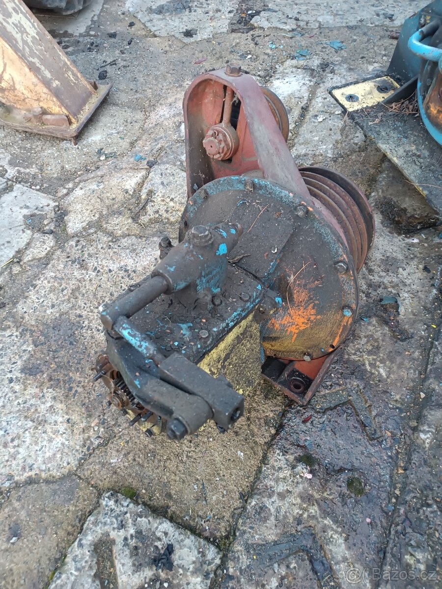 Převodovka a spojky T 174 - 2