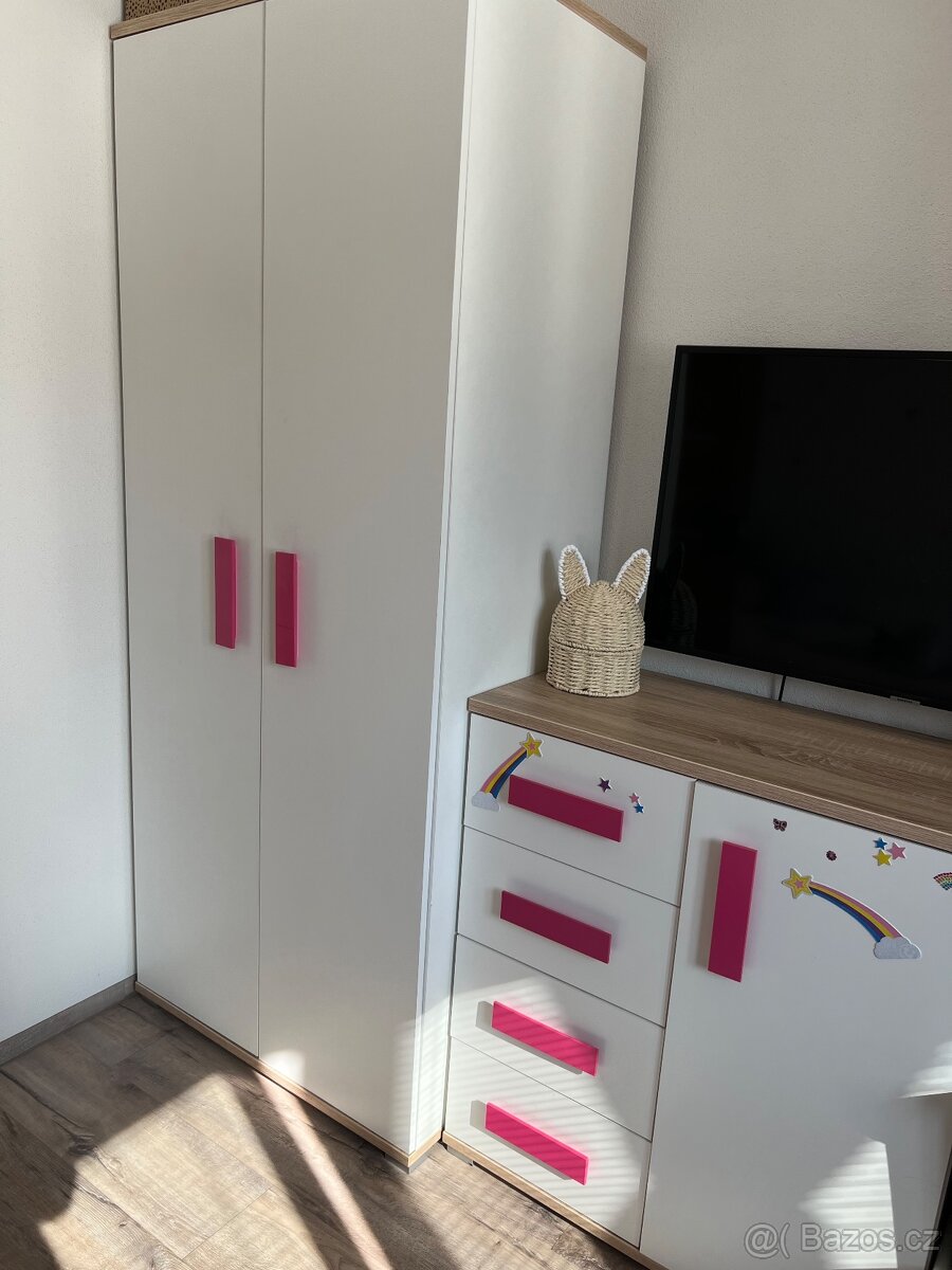 Dětská skříň - 2