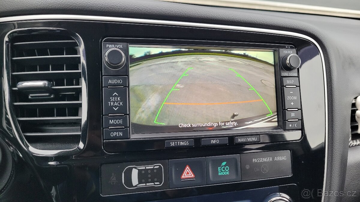 Prodám Mitsubishi Outlander 2.2 DI-D 4x4 - 20