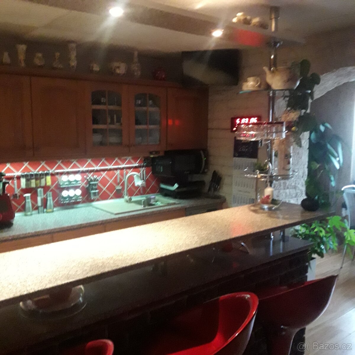 Prodej RD v Rousínově, užitná plocha 230m2, pozemek 1980m2 - 20