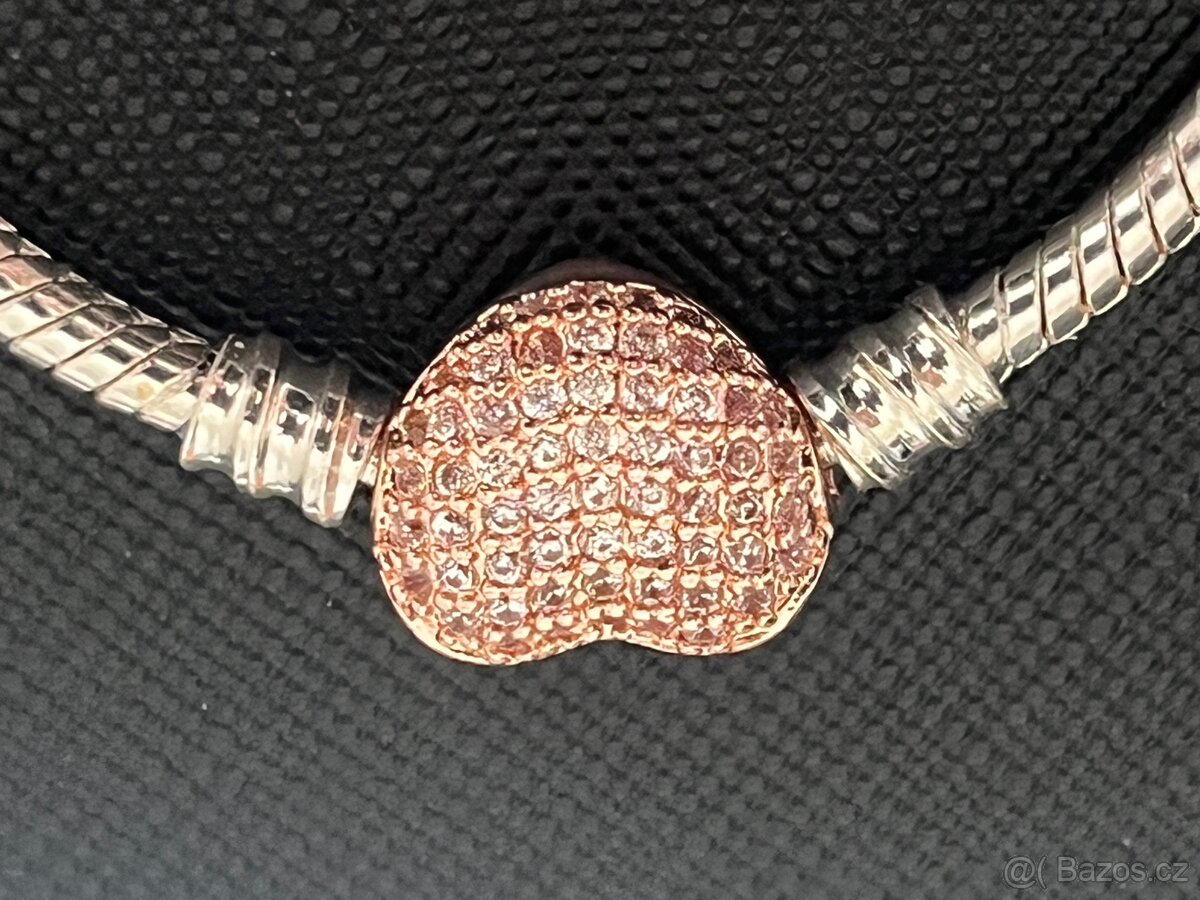 Mix přívěsků styl Pandora - 20