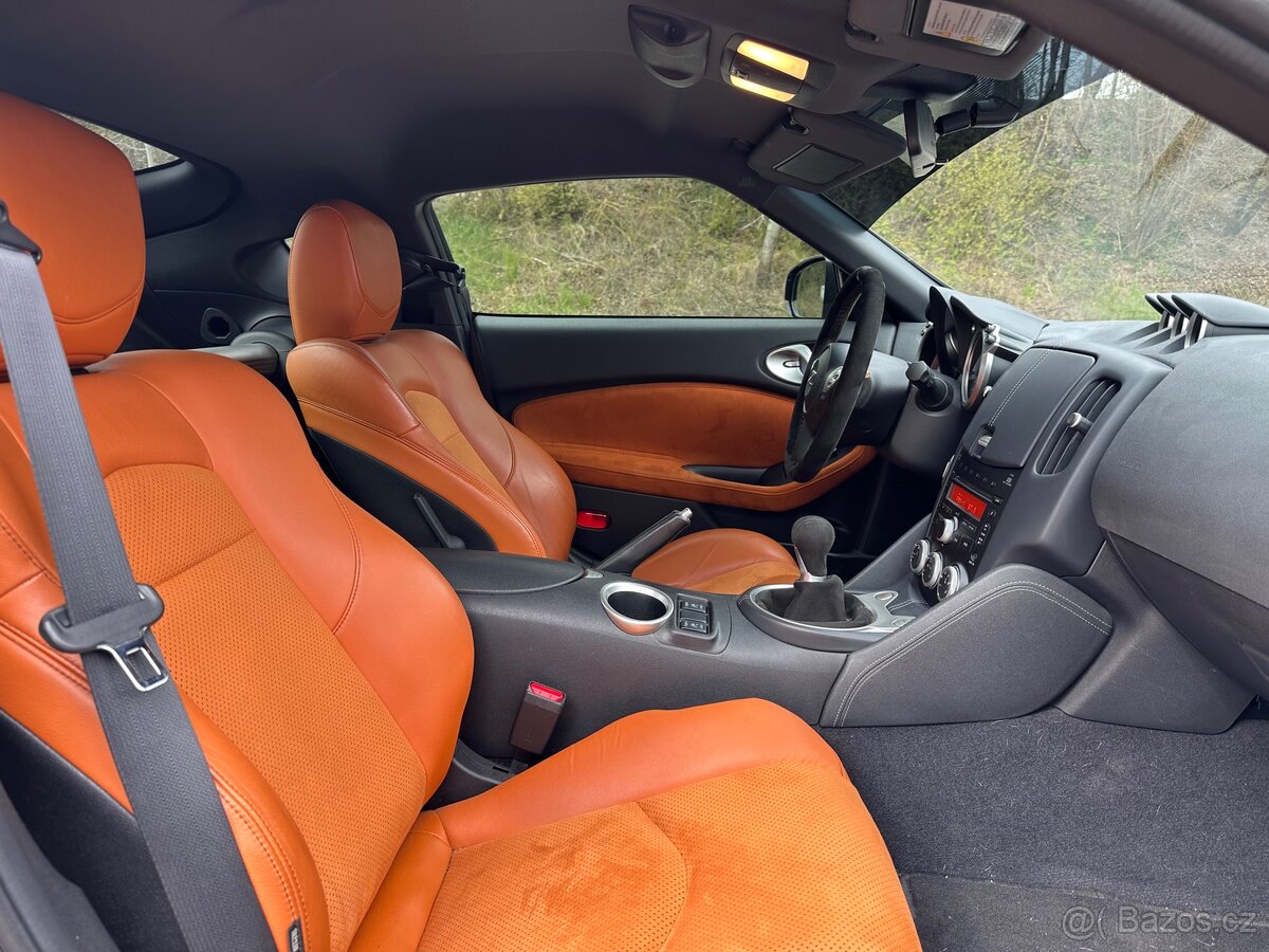 Nissan 370z - 20