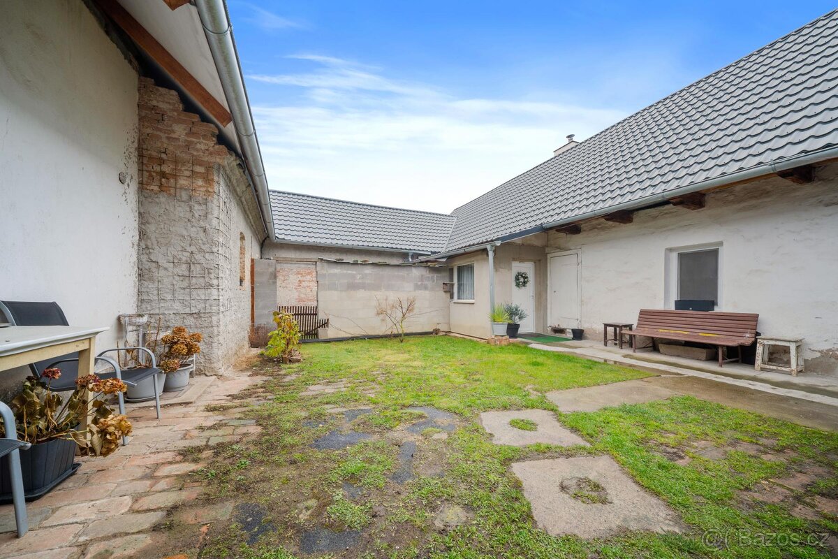 Prodej, rodinný dům, Uhersko - 20