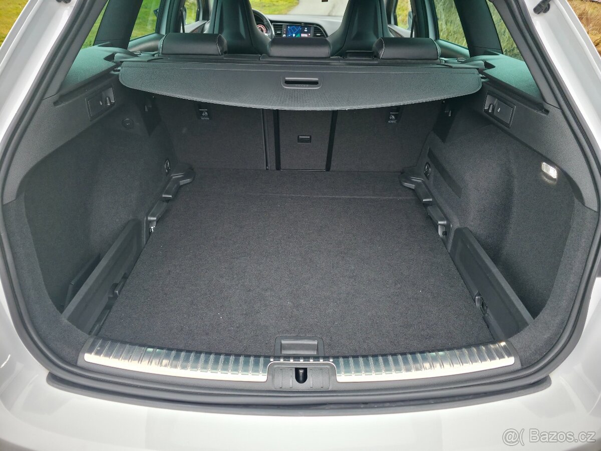 Leon Cupra ST 300 4Drive Carbon Edition - 20