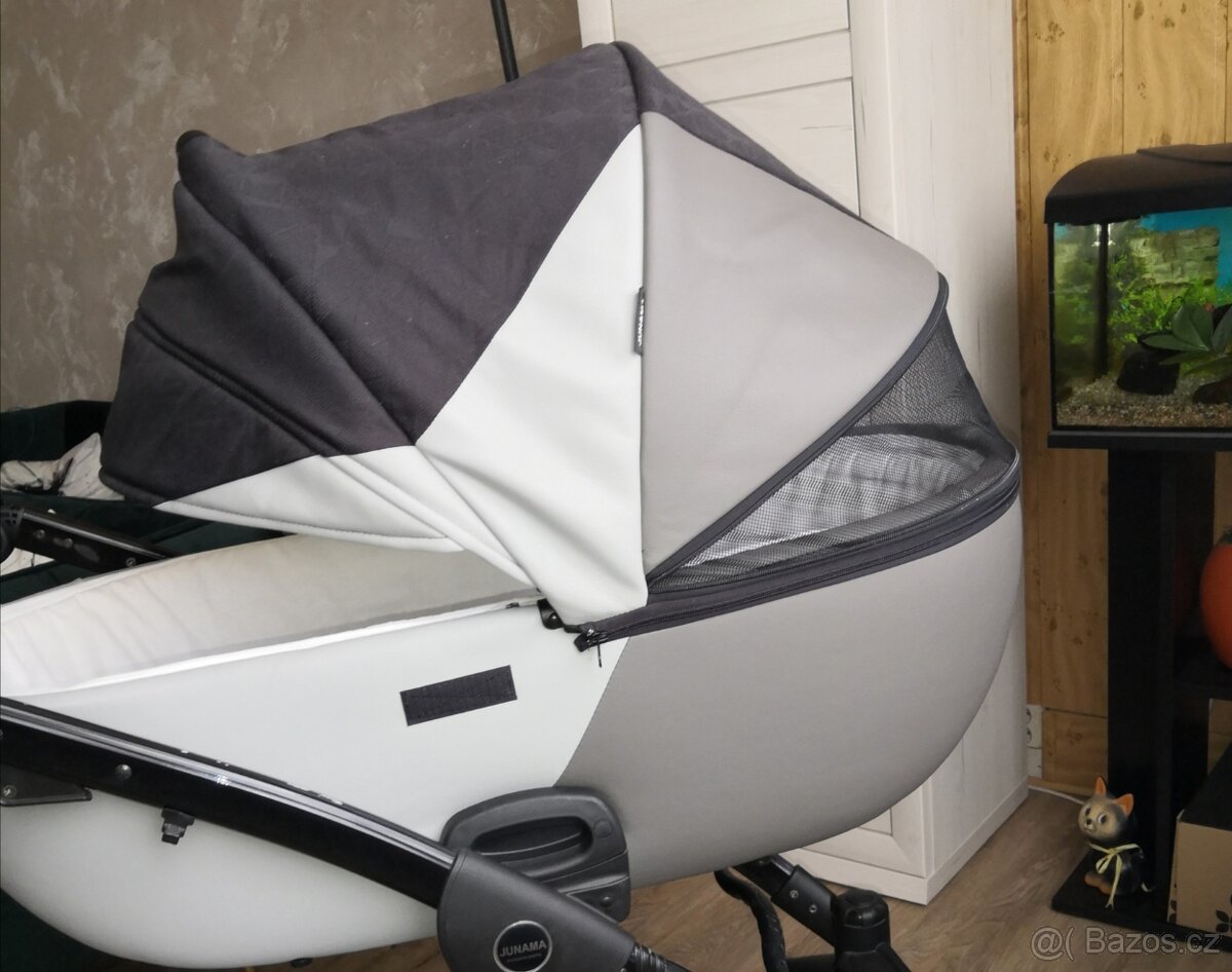 Kočárek - Junama - 20