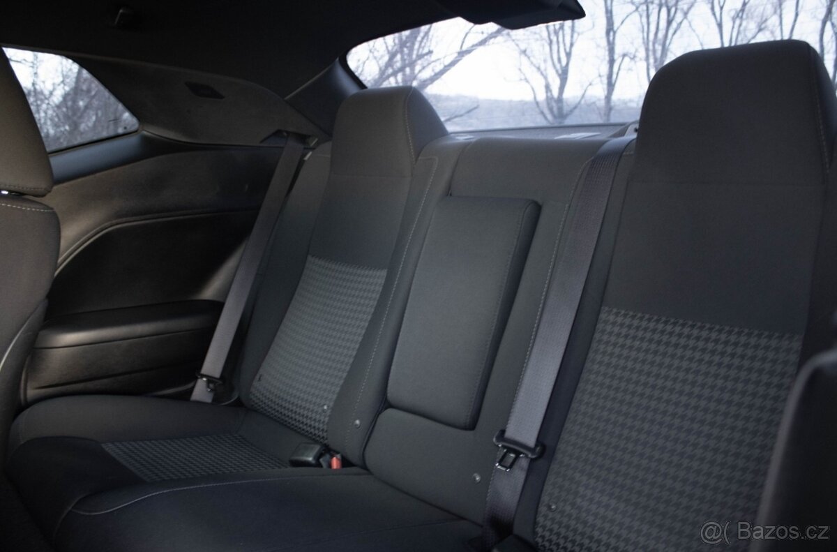 Dodge Challenger 5,7 HEMI - 20