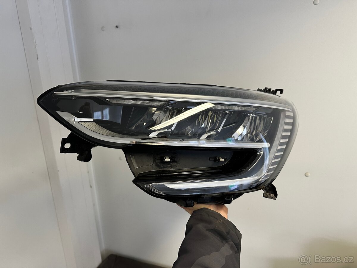 Renault Megane 4 světlo - 20