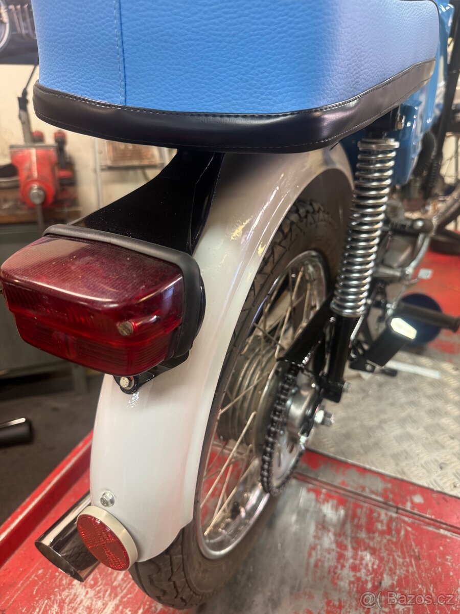 Jawa 23 Mustang - 20