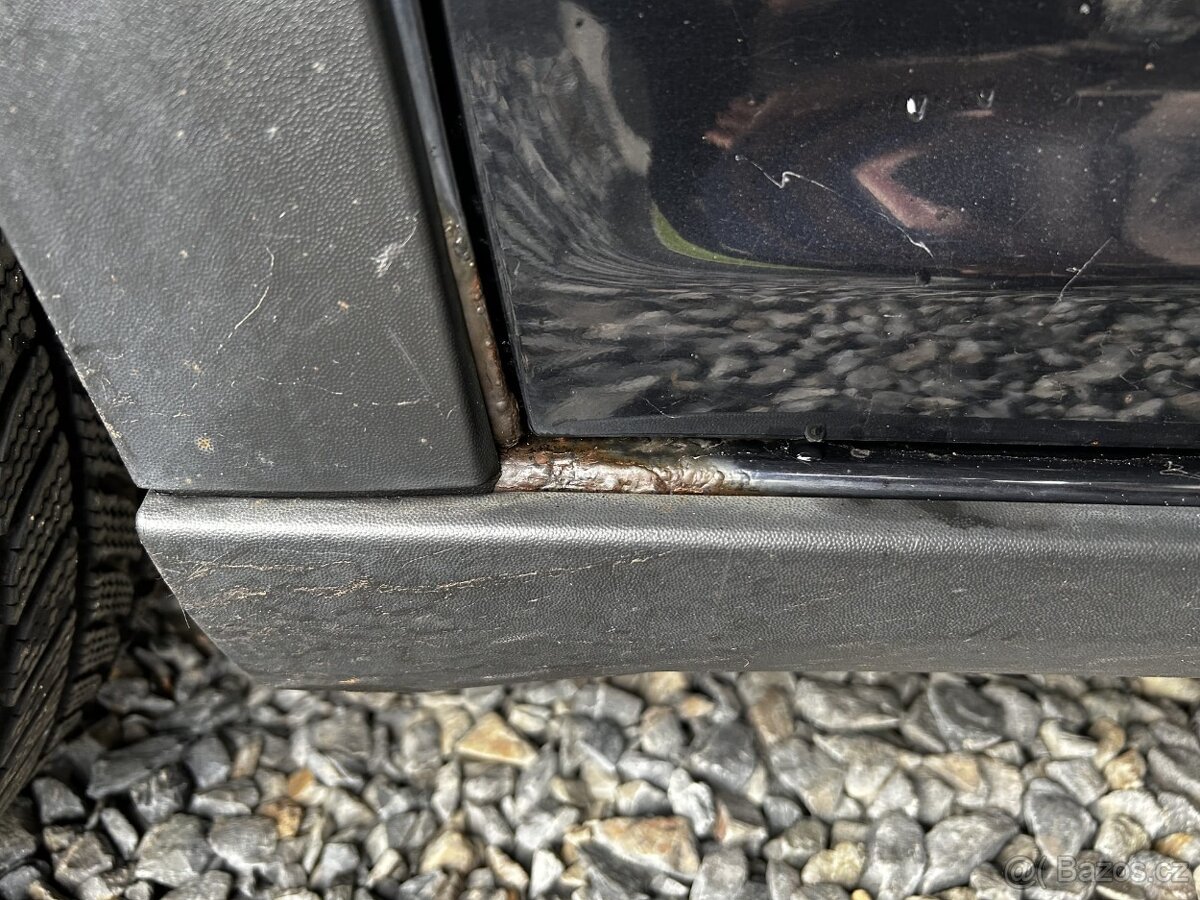 Volkswagen Touran 2.0 TDi Cross 103 kW 7MÍST, RV 4/2008 - 20