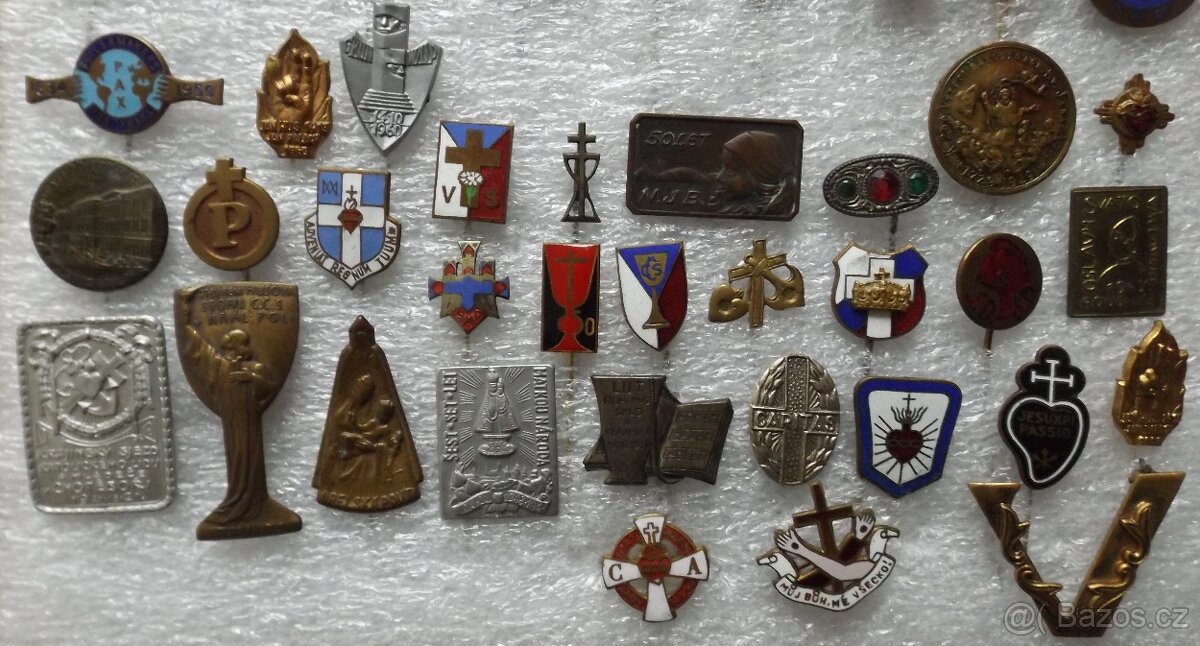 odznaky - různé druhy - 20