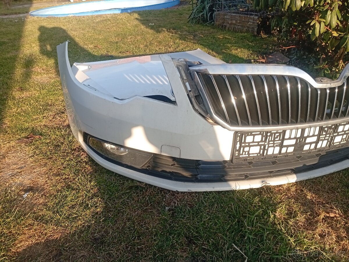 ŠKODA SUPERB 2 FACELIFT PŘEDEK, Z RV 2014 KAPOTA, NÁRAZNÍK - 20