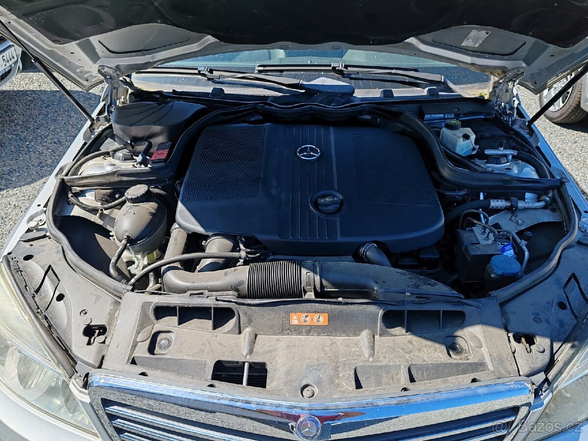 Mercedes-Benz Třídy C
220CDI - 20