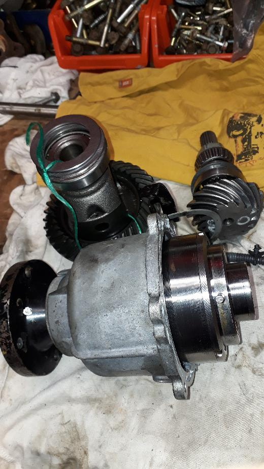 Rozvodovka,poloosa,diferenciál Dacia Duster - 20