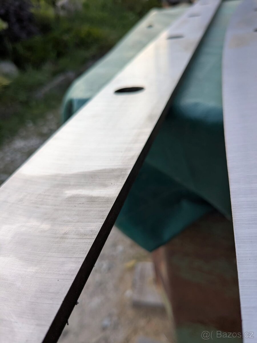 Tabulkové nůžky na plech Jesan NTP 1000 / 2,5 J - 20