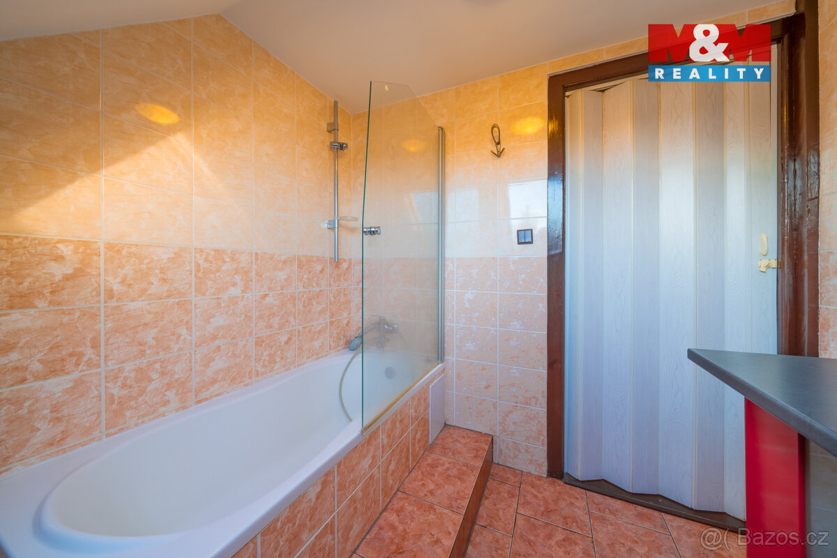 Prodej nájemního domu, 370 m², Aš, ul. Studentská - 20