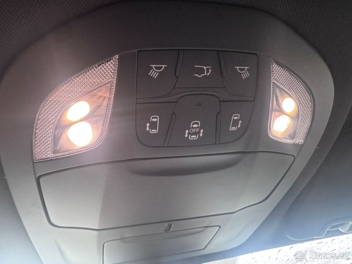 Chrysler Pacifica 3,6 Hybrid RU Radar S type 2022 - 20