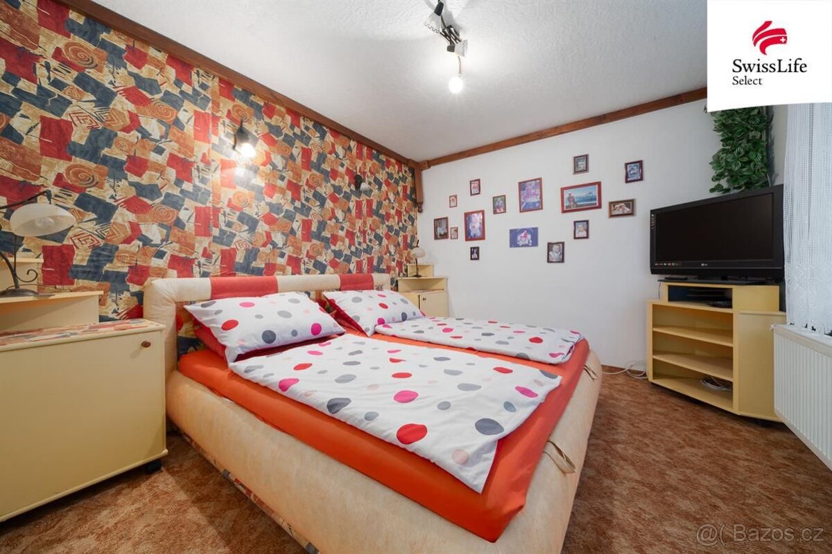 Prodej rodinného domu 200 m2, Jasenná - 20