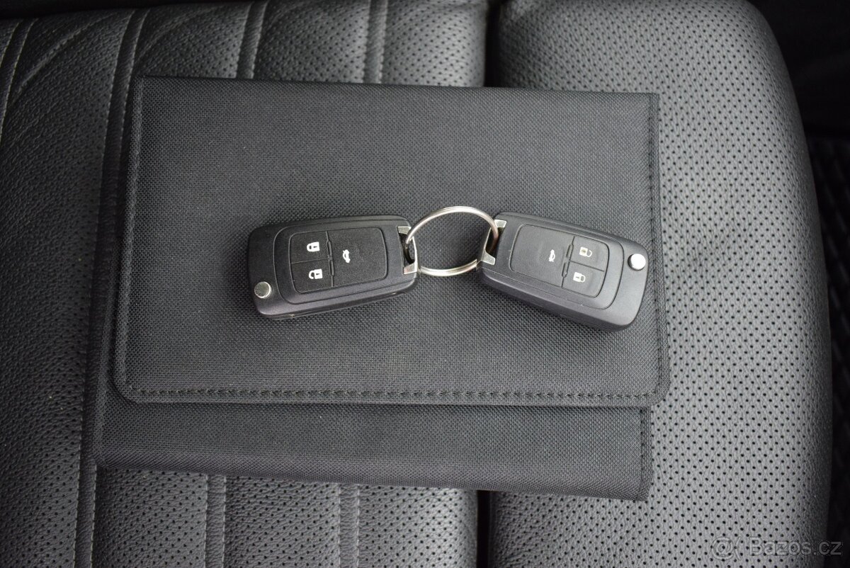 Opel Insignia 2,0 CTDi 125 kW, 1.maj.4x4,NAVI,2xALU, - 20