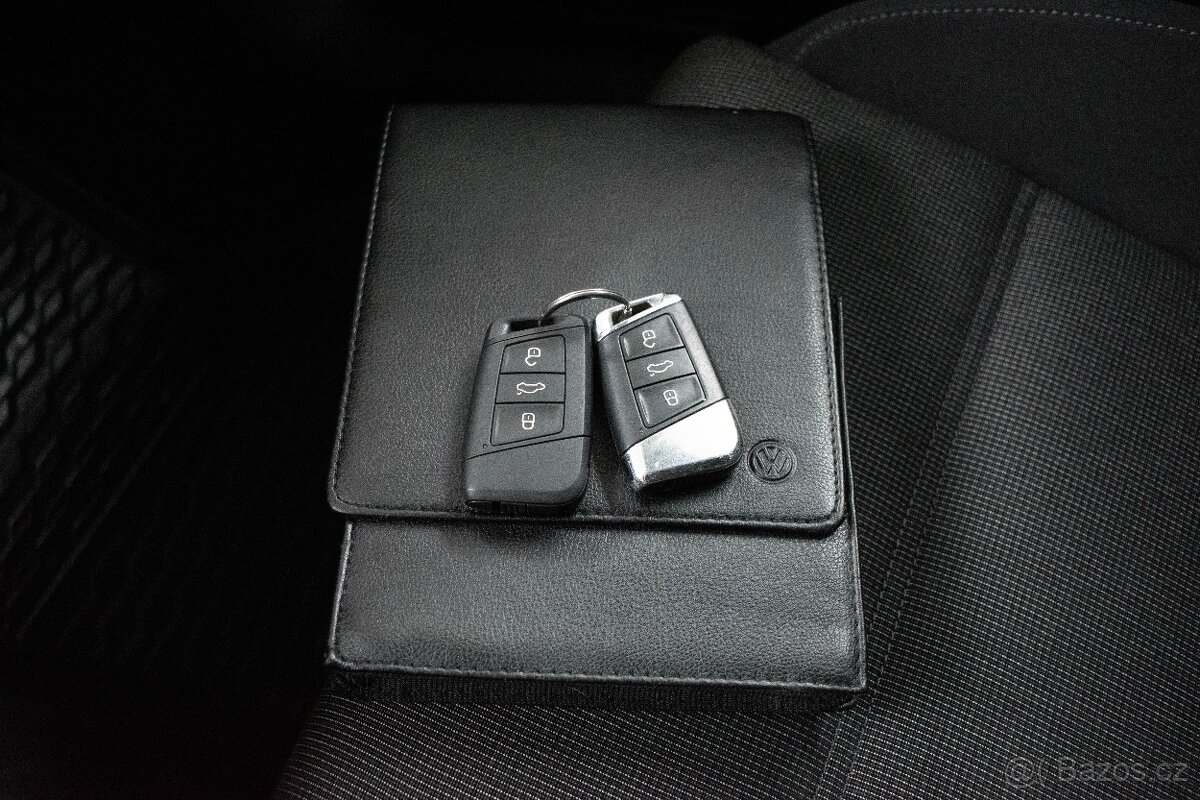 Volkswagen Passat, 2.0 TDI COMFORTLINE 2xKOLA ČR - 20