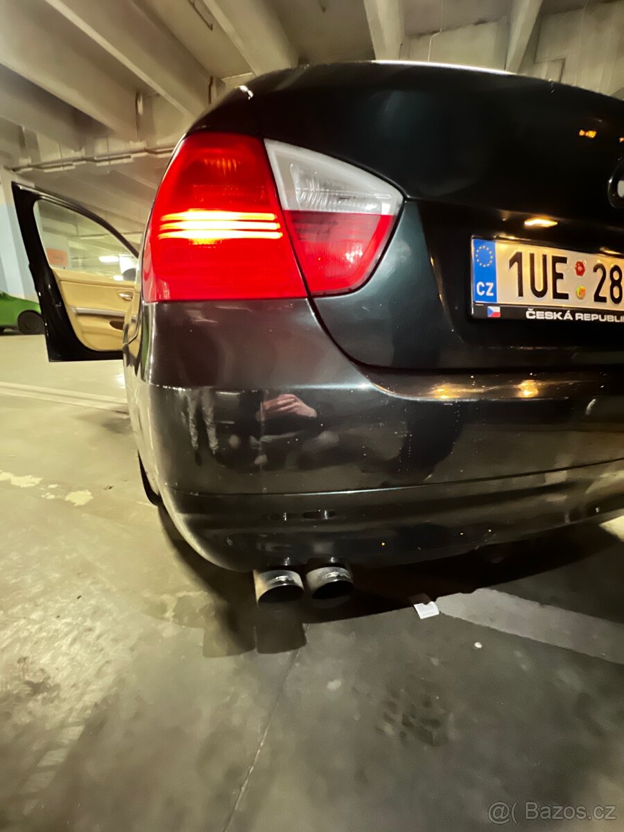 BMW e90 2.0 benzín - 20