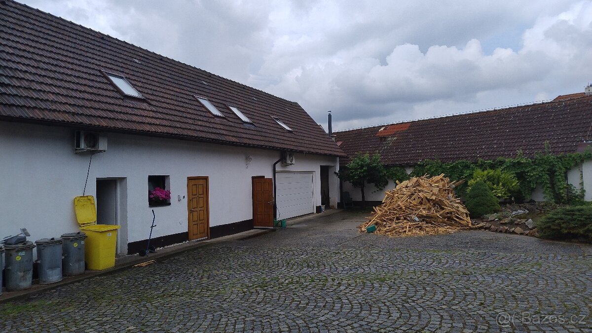 RD u Berouna 11+3 ,,RK a zprostředkovatele nevolat - 20