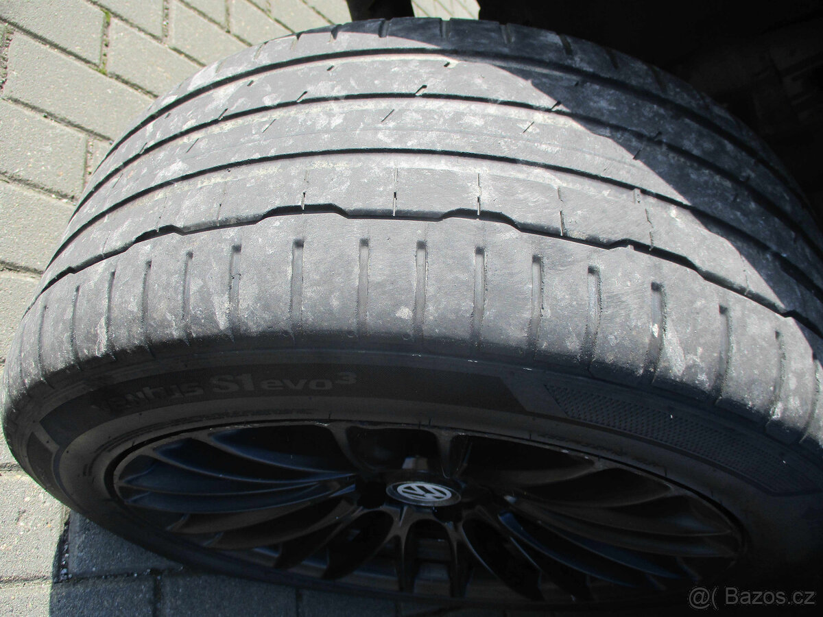 VW TRANSPORTER 2,0TDI 84kw LONG 5míst Tažné 2013 DPH - 20