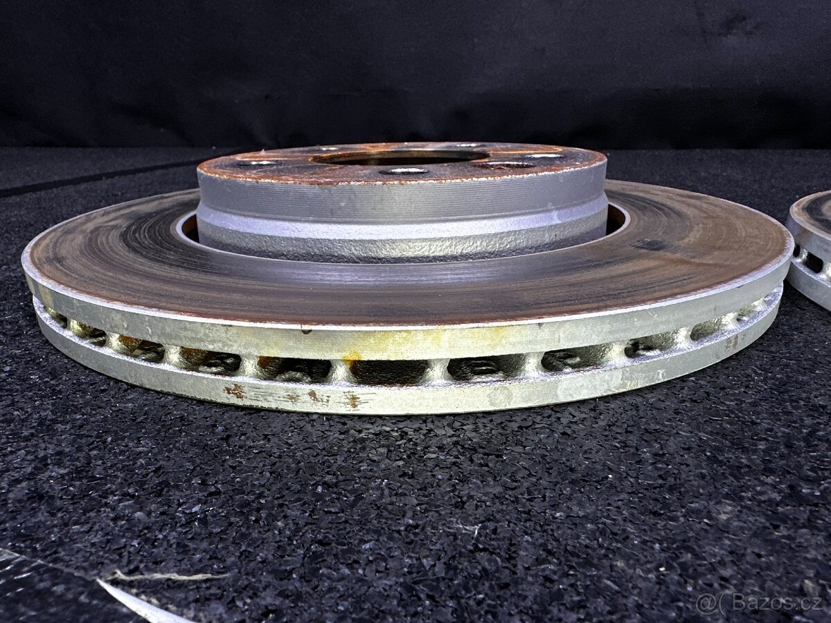 VW Transporter T6 T6.1 Brzdy komplet Kotouce Desticky - 20