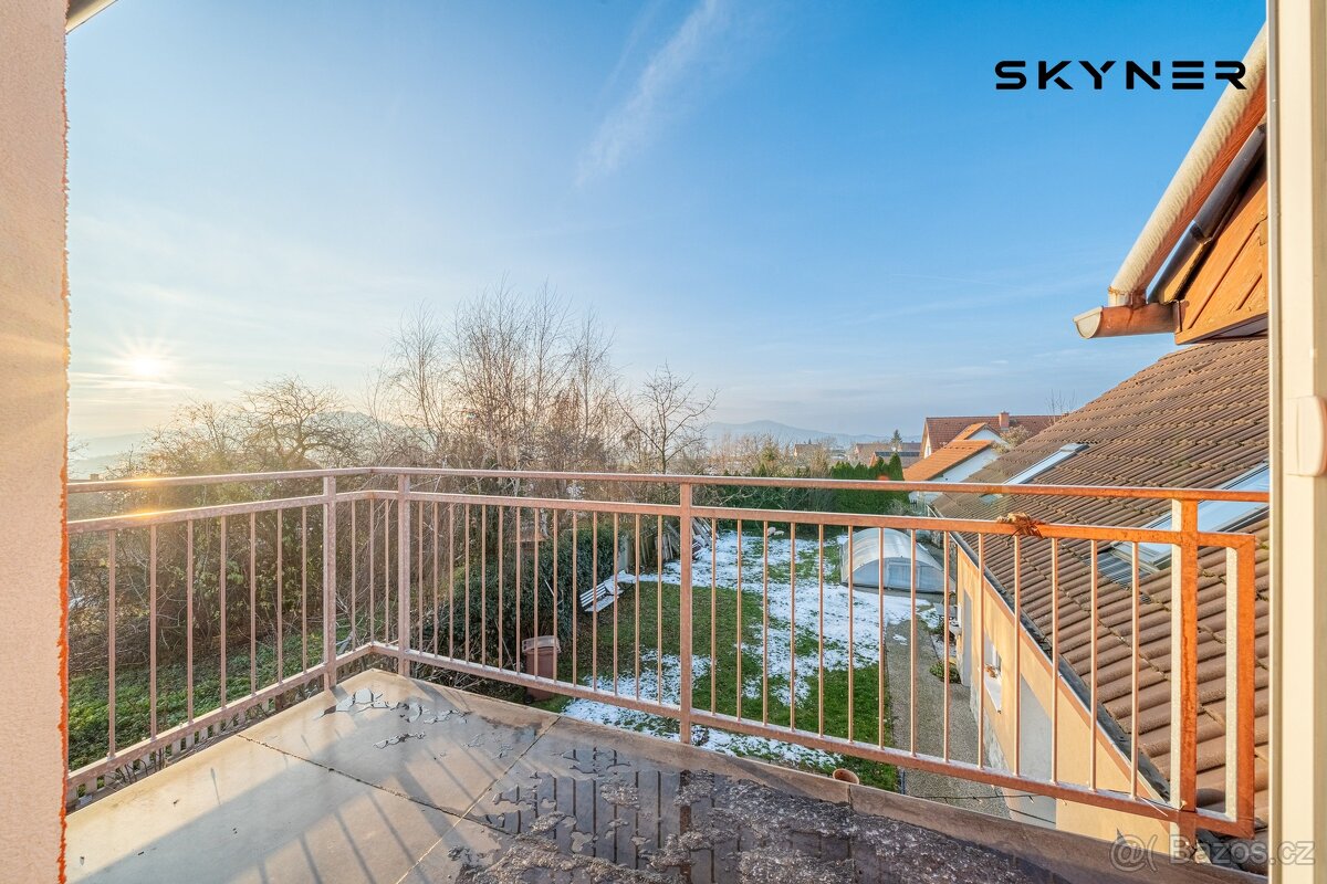 Prodej prostorného rodinného domu – ideální i pro vícegenera - 20