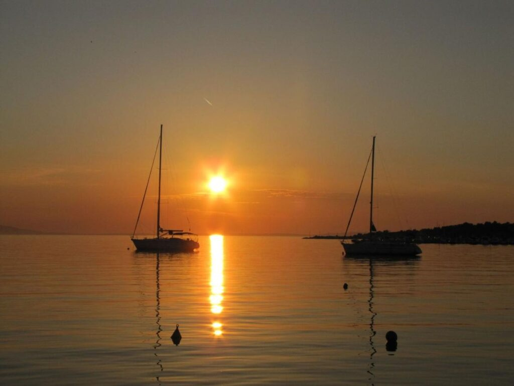 Chorvátsko-Moderný kompletne zariadený dom s bazénom - 20