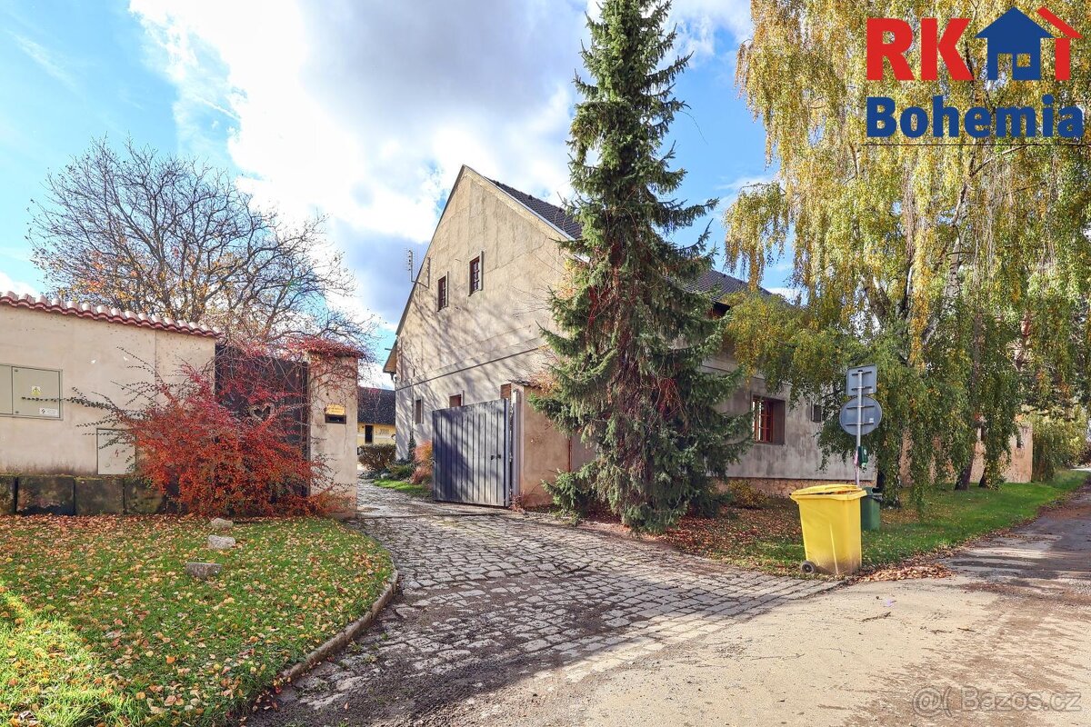 Prodej jezdeckého areálu s dlouholetou tradicí v obci Břežan - 20