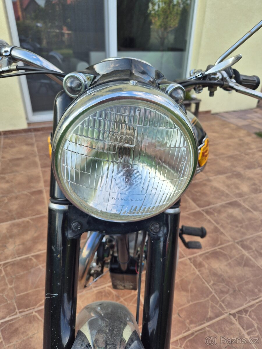 Royal Enfield Bullet 350 rok 1972 - 20