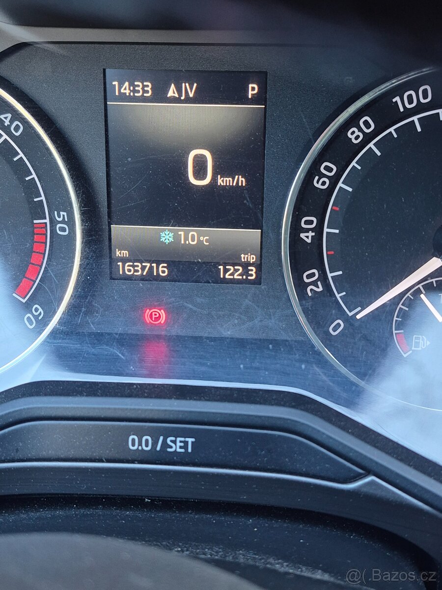 Prodám Škoda Superb combi STYLE 2.0 Tdi 110 KW - DSG - 20