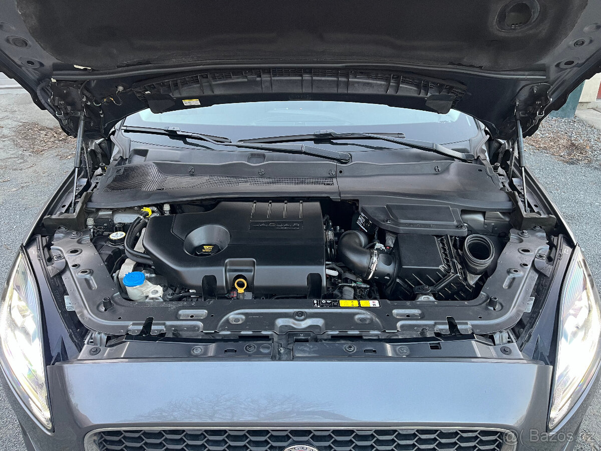 Jaguar E-Pace 2.0 D 150 AWD, LED,4X4,AUT,ČR DPH - 20