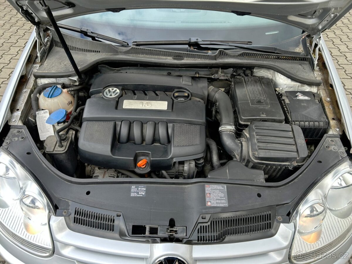 Volkswagen Golf 1.6 MPi - 20