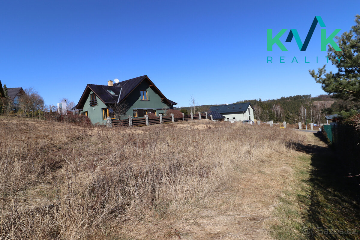 Zasíťovaný pozemek, 1 088 m2, voda, elektřina, kanalizace, , - 20
